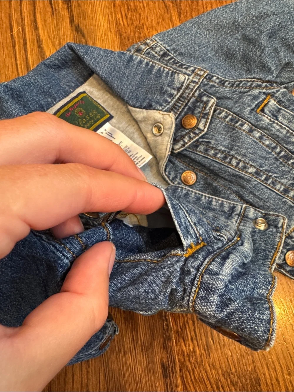 Baby GAP Medium Blue Denim Jacket with Grey Lined Collar size newborn stage 1